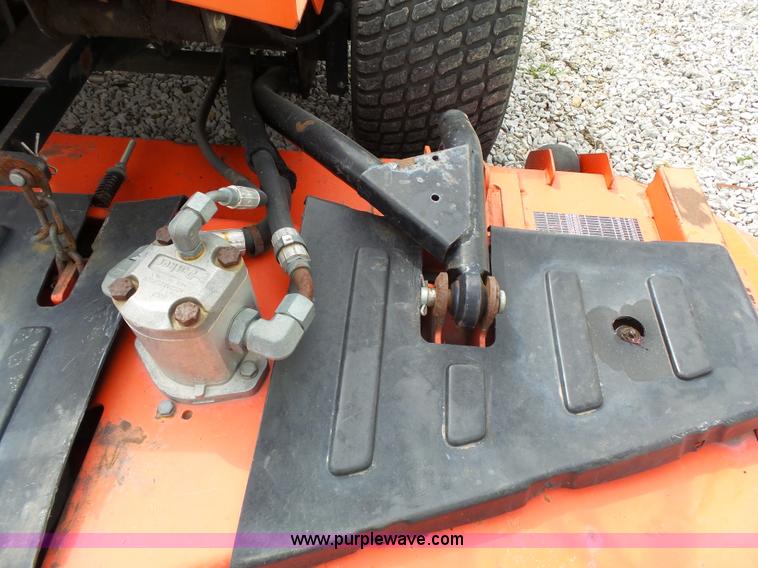 image for item BE9870 2003 Jacobsen 66148 ZTR lawn mower