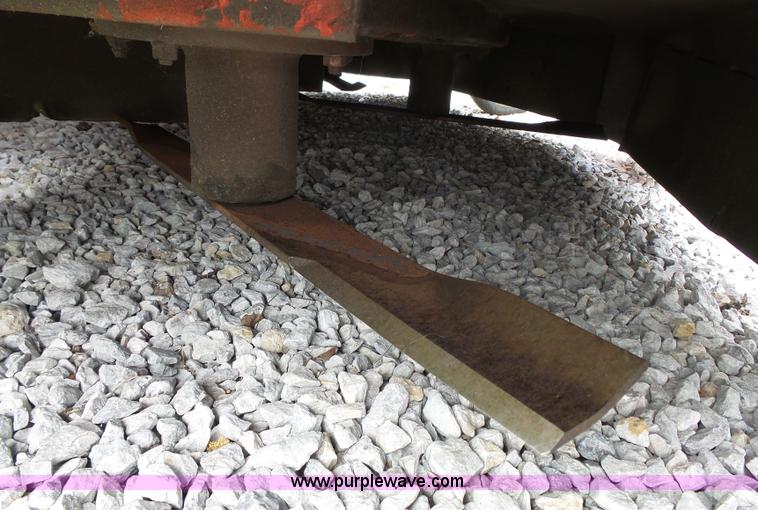 image for item BE9870 2003 Jacobsen 66148 ZTR lawn mower