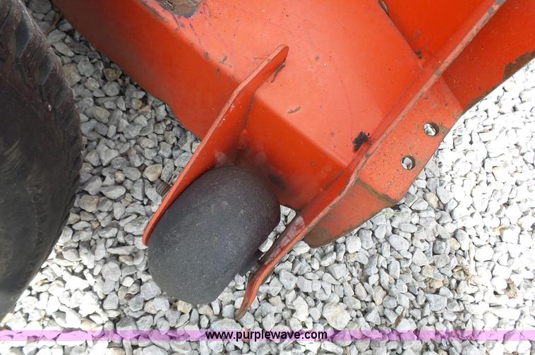 image for item BE9870 2003 Jacobsen 66148 ZTR lawn mower