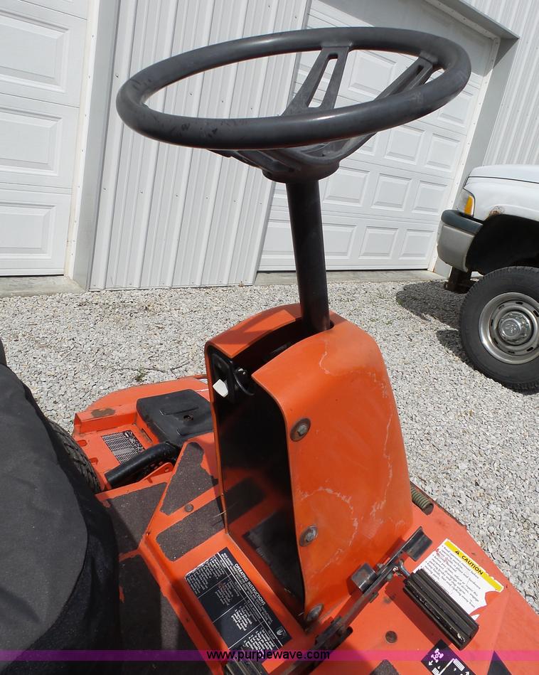 image for item BE9870 2003 Jacobsen 66148 ZTR lawn mower