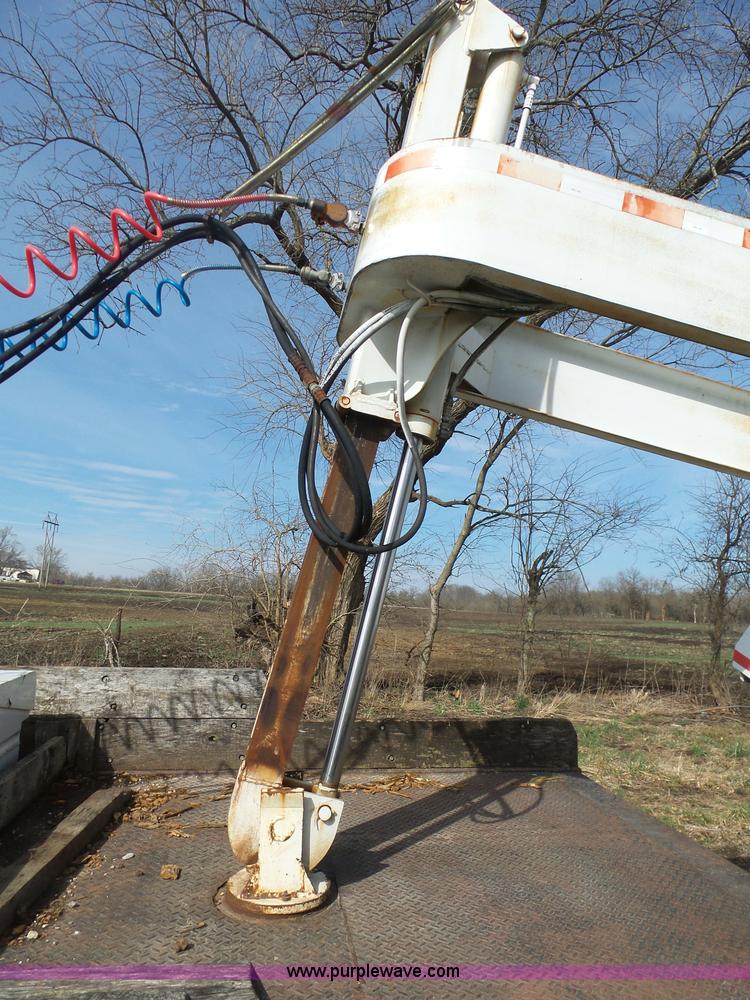 image for item BH9371 1992 Nissan truck and Landoll trailer