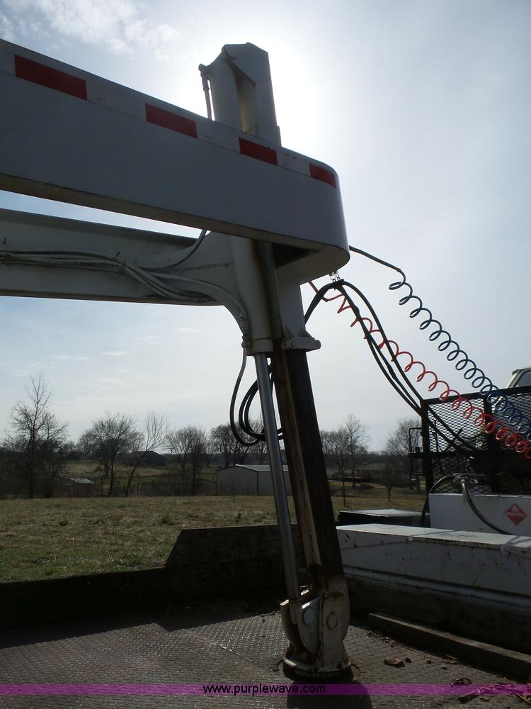 image for item BH9371 1992 Nissan truck and Landoll trailer