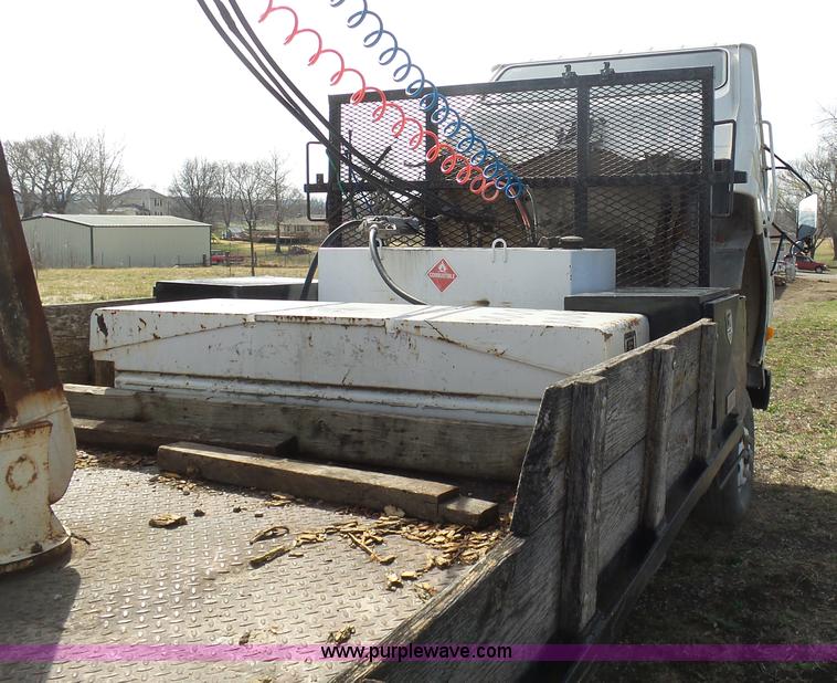 image for item BH9371 1992 Nissan truck and Landoll trailer