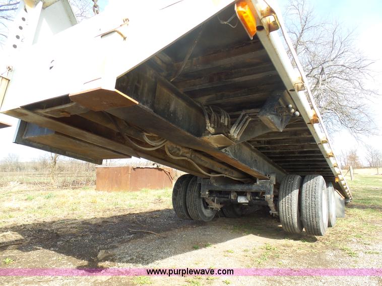 image for item BH9371 1992 Nissan truck and Landoll trailer