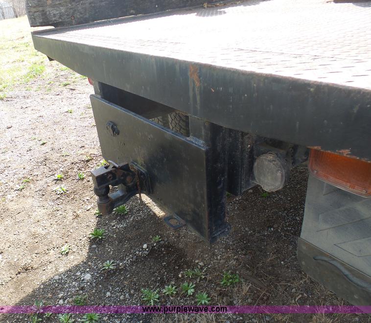 image for item BH9371 1992 Nissan truck and Landoll trailer