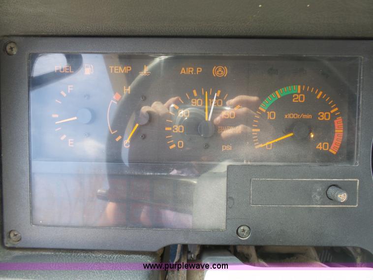 image for item BH9371 1992 Nissan truck and Landoll trailer