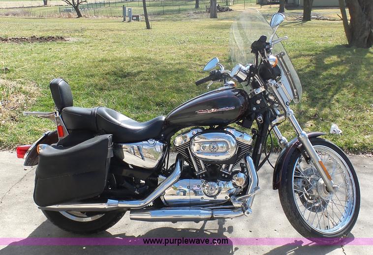 image for item BH9374 2005 Harley Davidson XL 1200C motorcycle