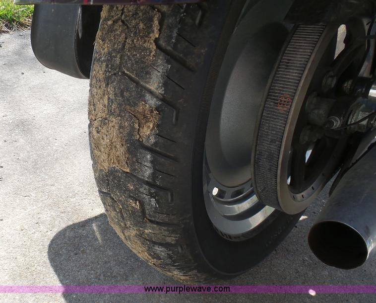 image for item BH9374 2005 Harley Davidson XL 1200C motorcycle