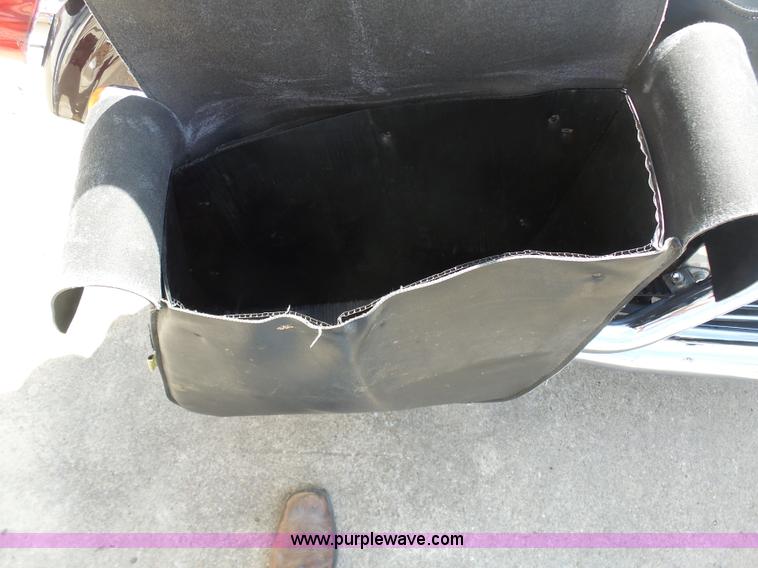 image for item BH9374 2005 Harley Davidson XL 1200C motorcycle