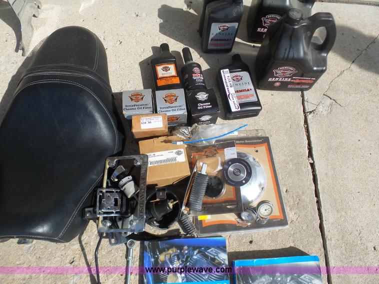 image for item BH9374 2005 Harley Davidson XL 1200C motorcycle