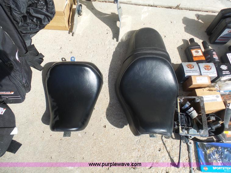 image for item BH9374 2005 Harley Davidson XL 1200C motorcycle