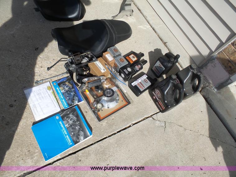 image for item BH9374 2005 Harley Davidson XL 1200C motorcycle