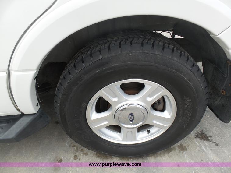image for item BH9383 2008 Ford Expedition SUV