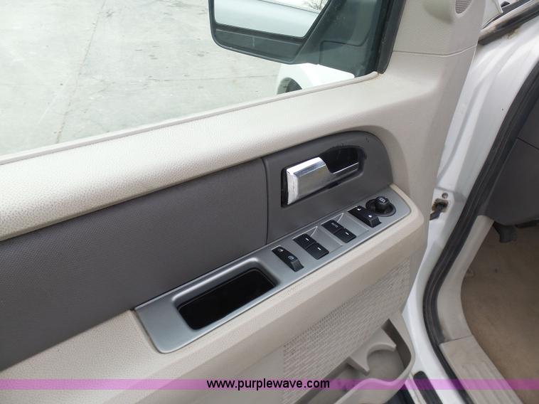 image for item BH9383 2008 Ford Expedition SUV
