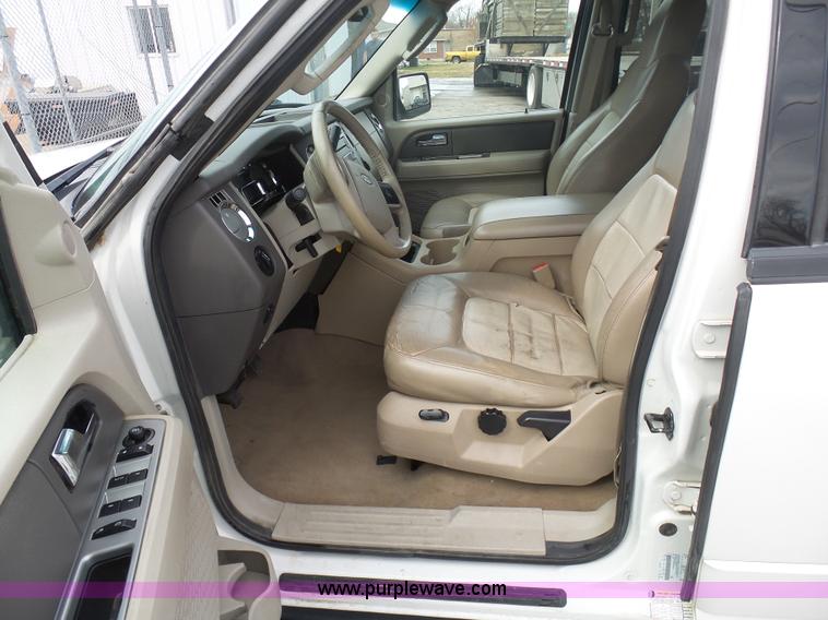 image for item BH9383 2008 Ford Expedition SUV