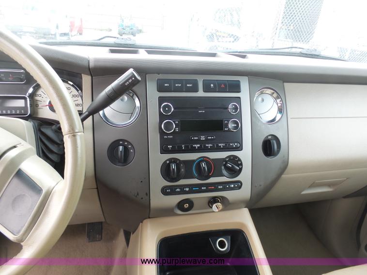 image for item BH9383 2008 Ford Expedition SUV