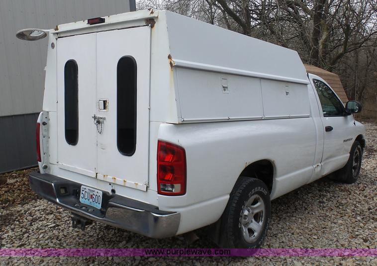 image for item BI9208 2003 Dodge Ram 1500 pickup truck