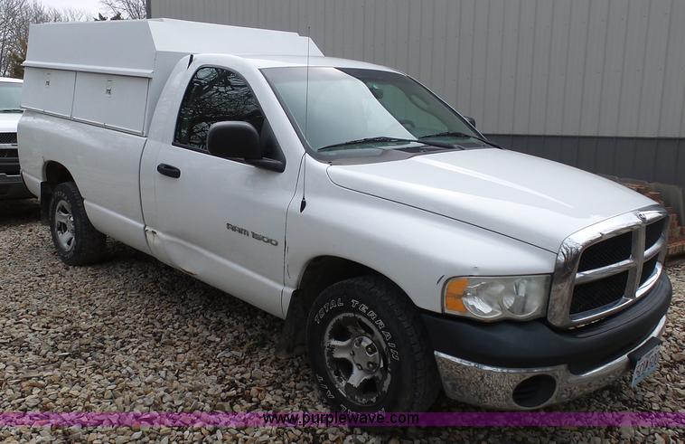 image for item BI9208 2003 Dodge Ram 1500 pickup truck