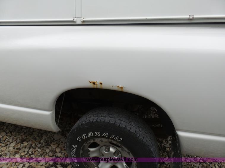image for item BI9208 2003 Dodge Ram 1500 pickup truck