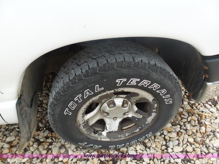 image for item BI9208 2003 Dodge Ram 1500 pickup truck