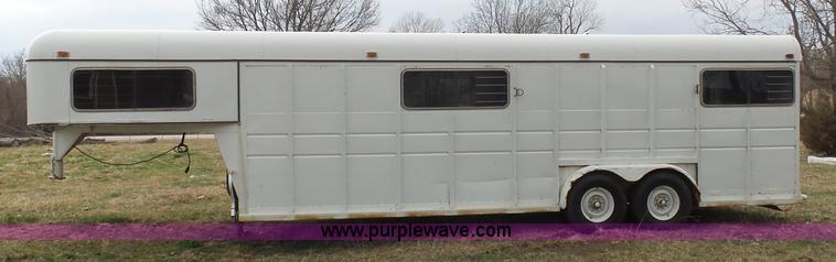 image for item BI9215 1988 Sundowner horse/car enclosed trailer
