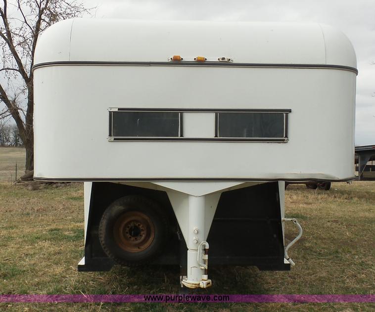 image for item BI9215 1988 Sundowner horse/car enclosed trailer