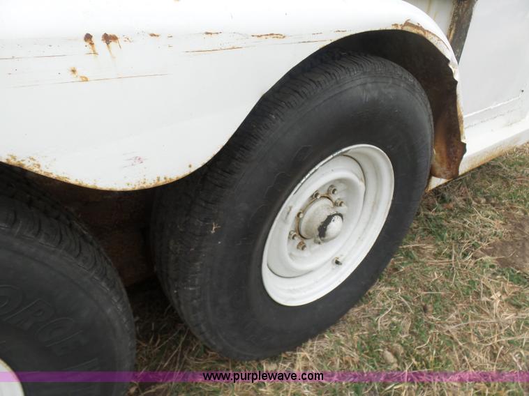 image for item BI9215 1988 Sundowner horse/car enclosed trailer