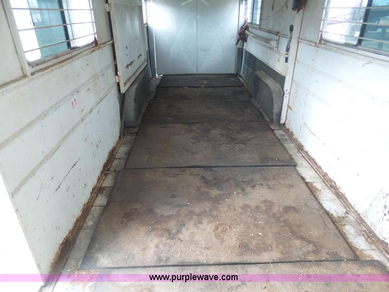 image for item BI9215 1988 Sundowner horse/car enclosed trailer