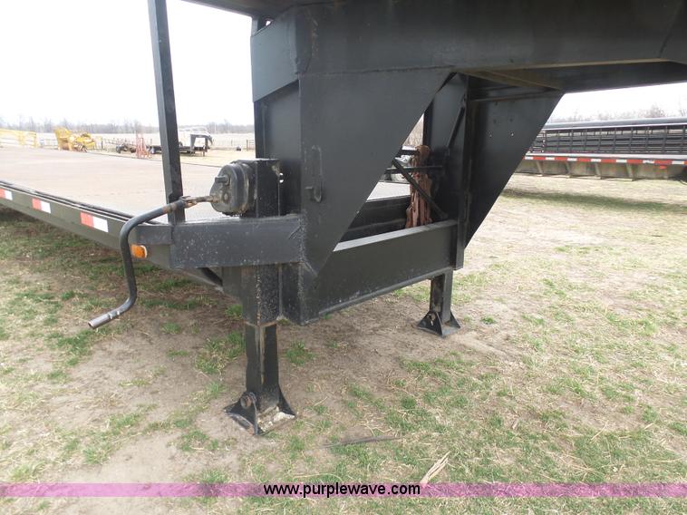 image for item BI9216 1979 WW equipment trailer
