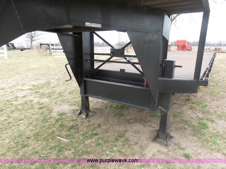 image for item BI9216 1979 WW equipment trailer