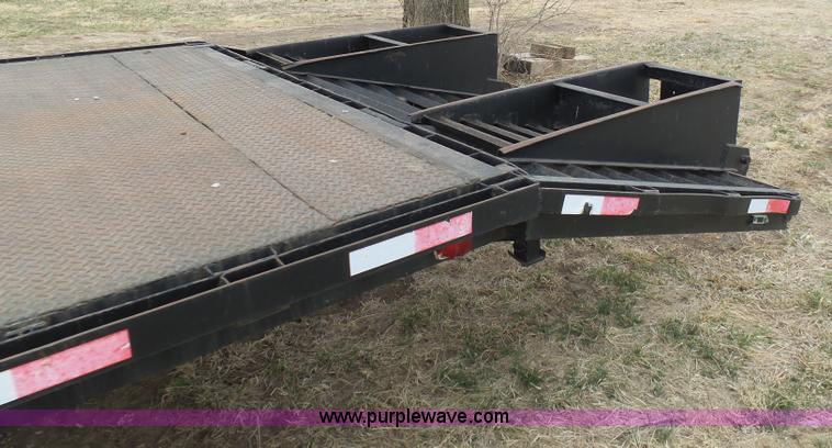 image for item BI9216 1979 WW equipment trailer