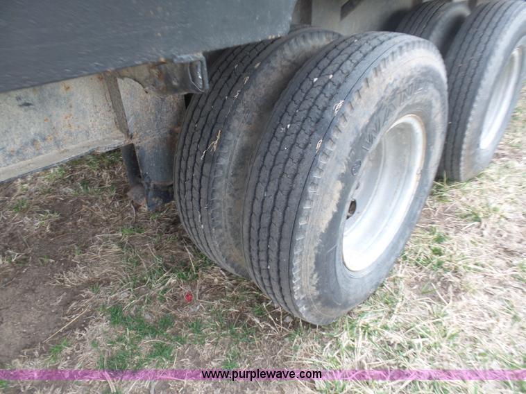 image for item BI9216 1979 WW equipment trailer