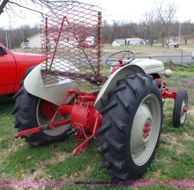 image for item BL9614 1948 Ford 8N tractor
