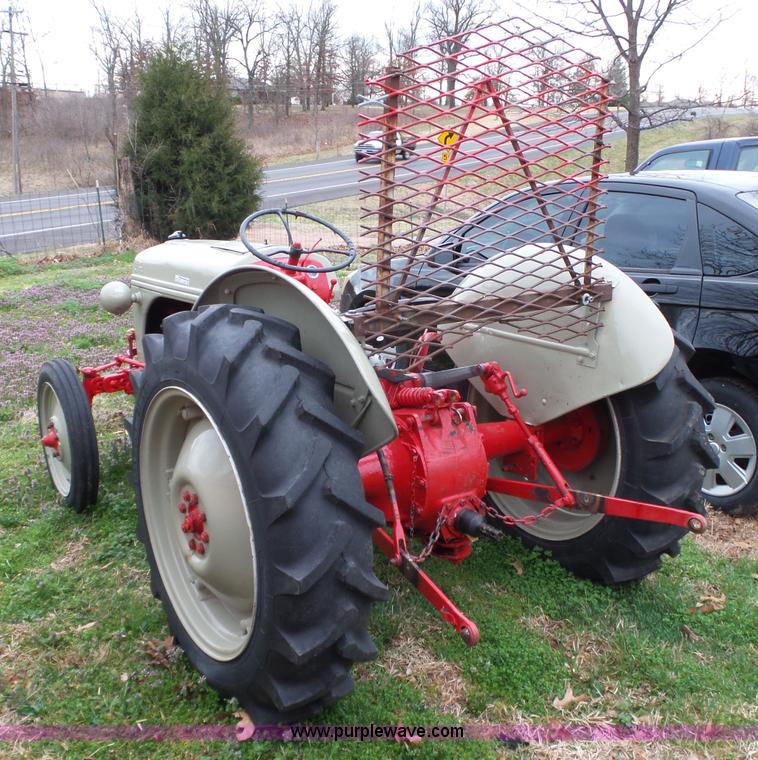 image for item BL9614 1948 Ford 8N tractor