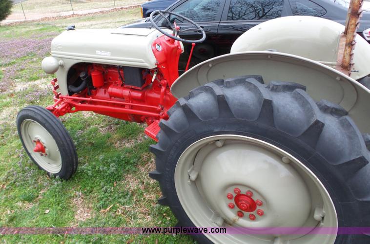 image for item BL9614 1948 Ford 8N tractor
