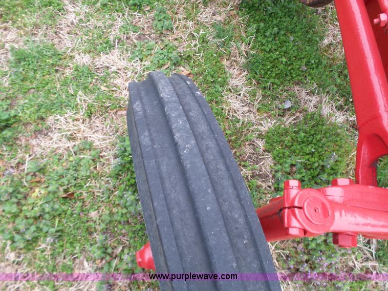 image for item BL9614 1948 Ford 8N tractor