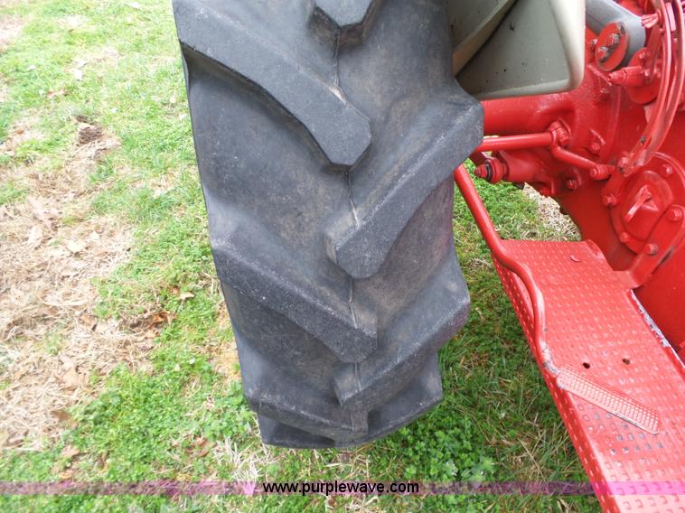 image for item BL9614 1948 Ford 8N tractor
