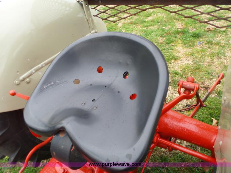 image for item BL9614 1948 Ford 8N tractor