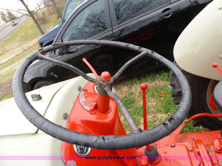image for item BL9614 1948 Ford 8N tractor