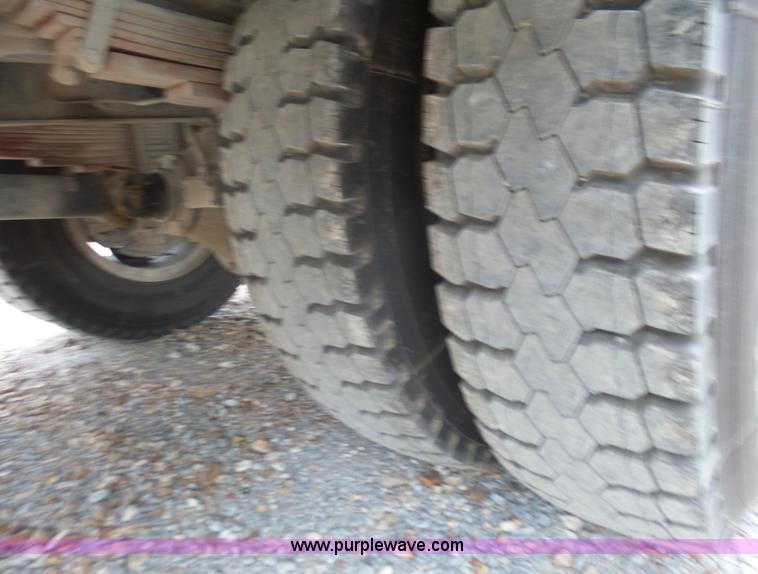 image for item BL9623 1992 Chevrolet Kodiak fuel truck