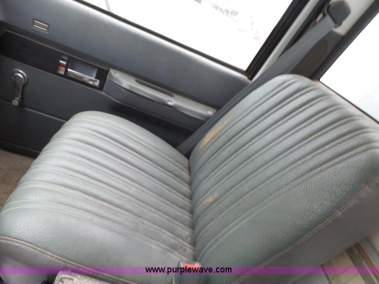 image for item BL9623 1992 Chevrolet Kodiak fuel truck