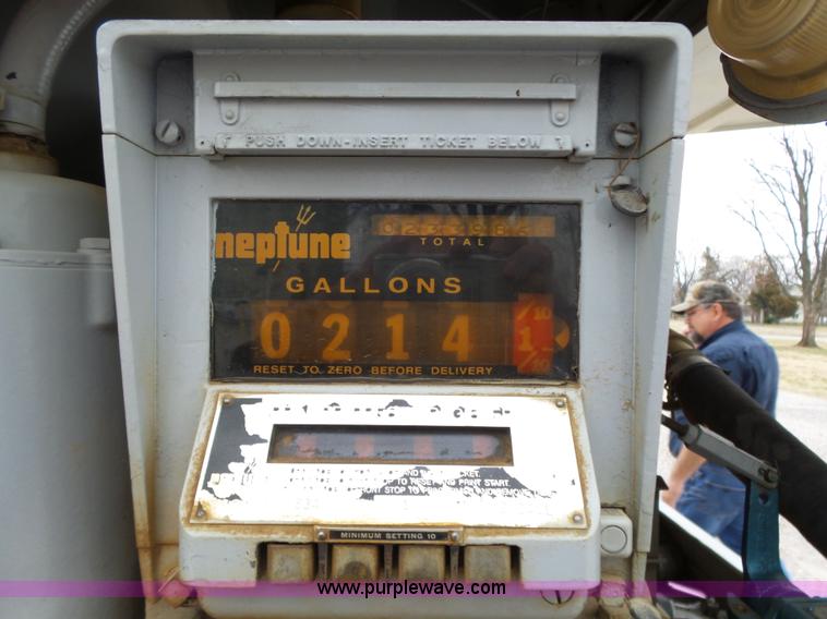 image for item BL9623 1992 Chevrolet Kodiak fuel truck