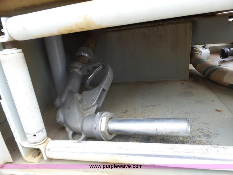 image for item BL9623 1992 Chevrolet Kodiak fuel truck