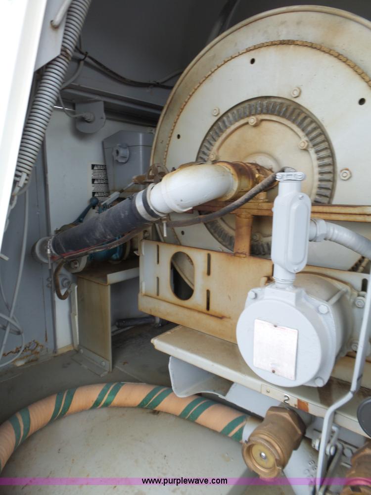 image for item BL9623 1992 Chevrolet Kodiak fuel truck