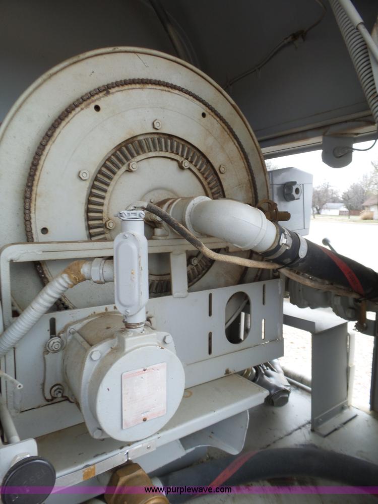 image for item BL9623 1992 Chevrolet Kodiak fuel truck