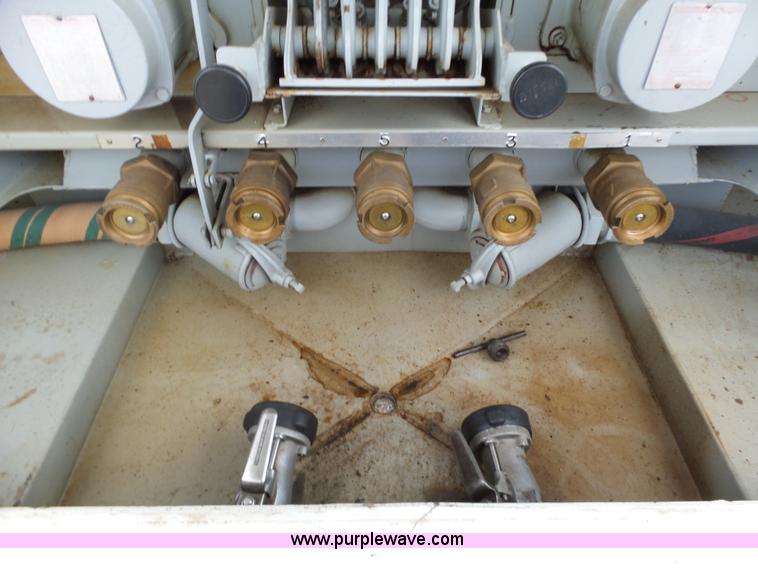 image for item BL9623 1992 Chevrolet Kodiak fuel truck