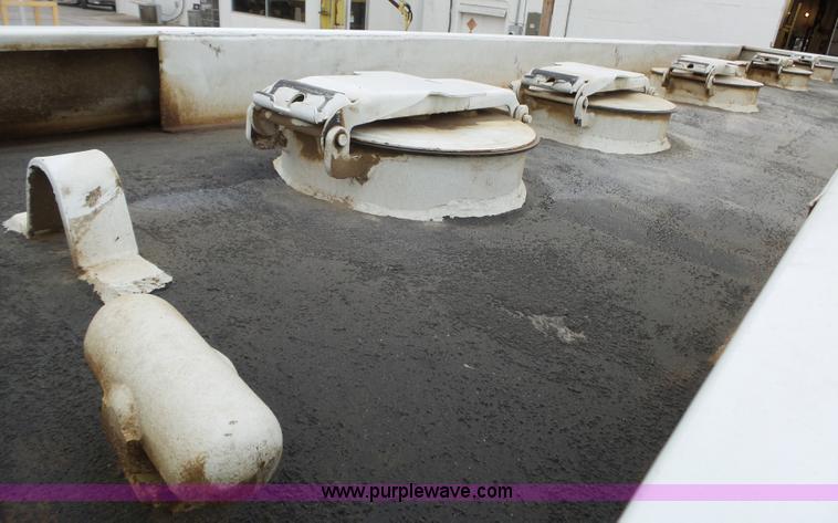 image for item BL9623 1992 Chevrolet Kodiak fuel truck