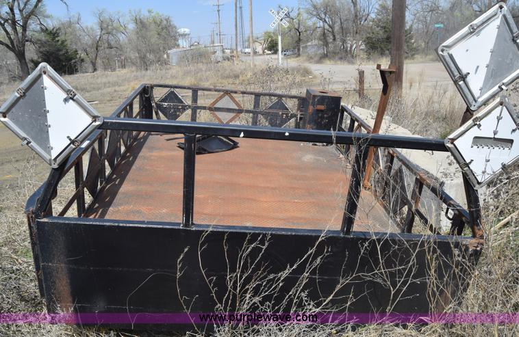 image for item BW9417 Steel flatbed