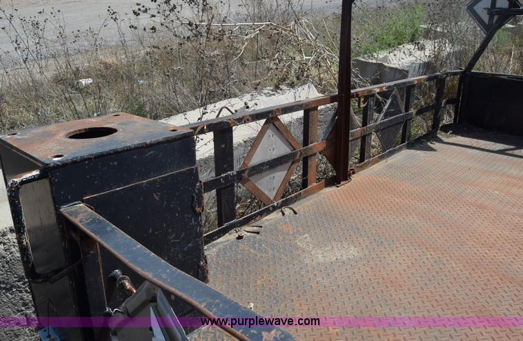 image for item BW9417 Steel flatbed