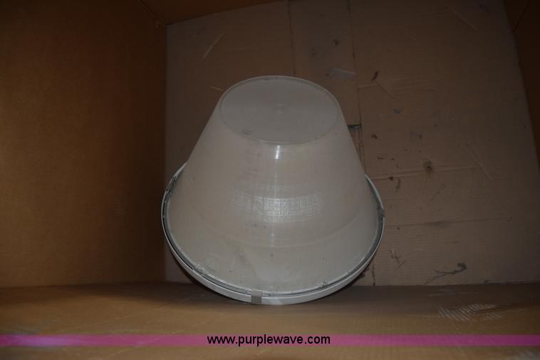 image for item BX9847 (38) bay lights